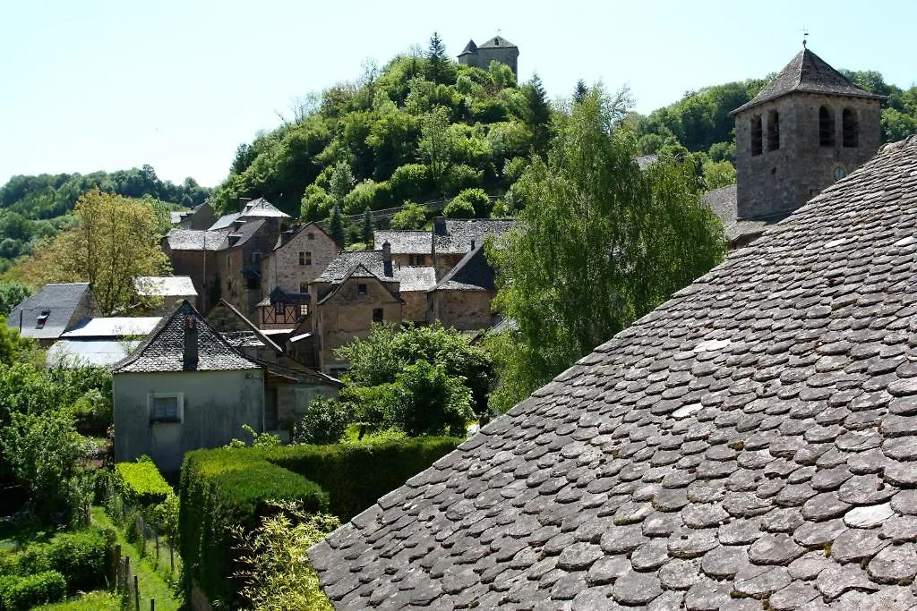 Logis Hotel Restaurant L'Auberge Du Chateau Muret-le-Château