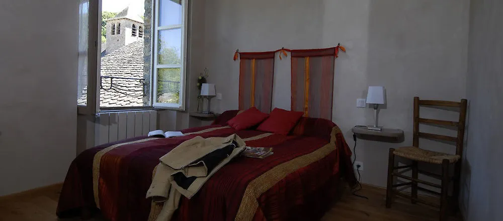Logis Hotel Restaurant L'Auberge Du Chateau Muret-le-Château フランス
