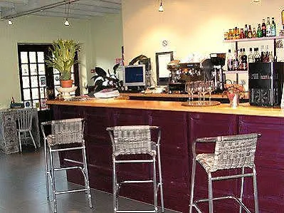 Logis Hotel Restaurant L'Auberge Du Chateau Muret-le-Château